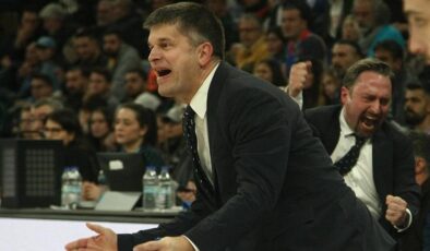 Panathinaikos galibiyeti sonrası Anadolu Efes Başantrenörü Tomislav Mijatovic: Hedeflediğimiz noktalara ulaşmalıyız