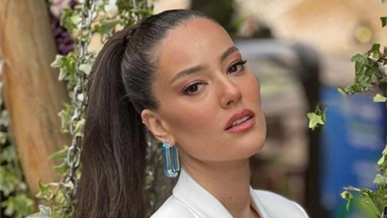 Pelin Akil Kimdir, Aslen Nereli ve Kaç Yaşında? Ünlü Oyuncunun Hayatına Dair Tüm Detaylar!