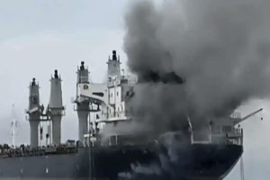 Hürmüz Boğazı’nda Çin bağlantılı tankere saldırı, gerilim yükseldi