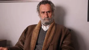Serenay Sarıkaya’nın yeni filmi Sevdiğim İnsanlar’a Menderes Samancılar katıldı